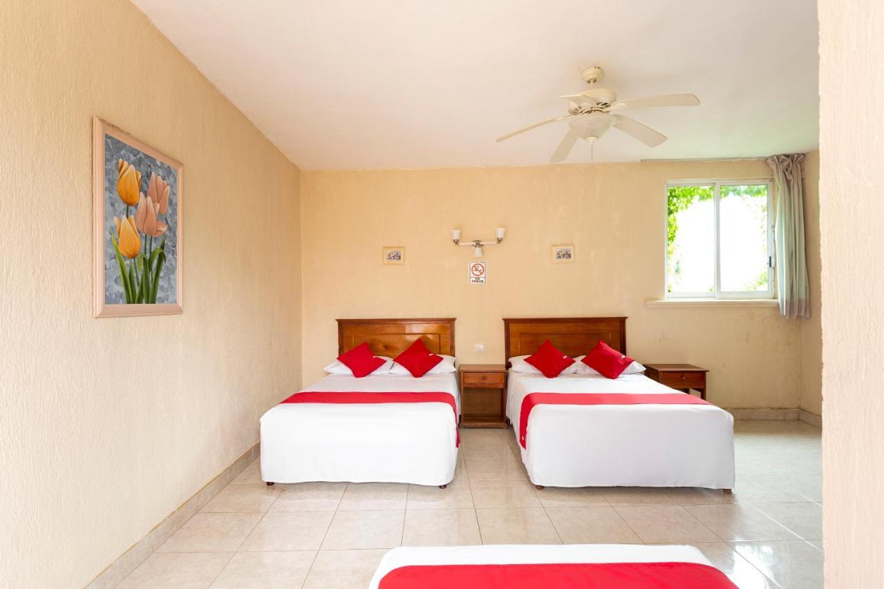 Hotel Casa Regina Felipe Carrillo Puerto Esterno foto